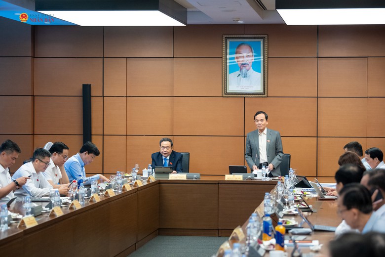 Chủ tịch Quốc hội: Giữ vững ổn định kinh tế vĩ mô là vấn đề tiên quyết- Ảnh 2.