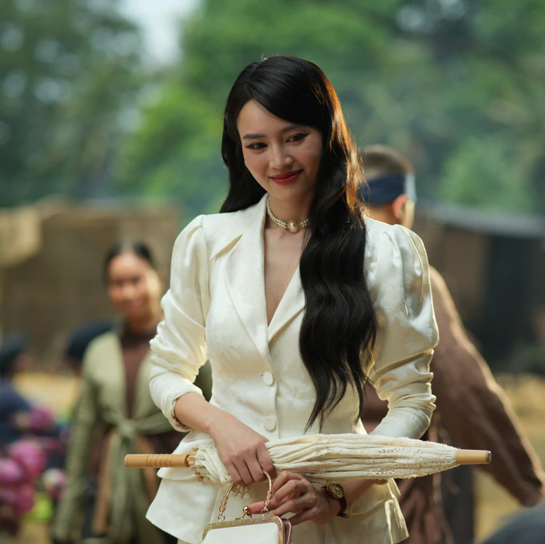 Ninh Dương Lan Ngọc hóa thân thành cô gái yêu bản năng trong “Chị chị em em 3” - Ảnh 1.