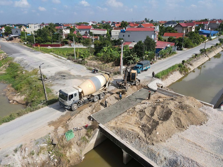Cận cảnh đường hơn 3.400 tỷ đồng ở Hưng Yên tăng tốc, phấn đấu về đích cuối năm 2026- Ảnh 9.