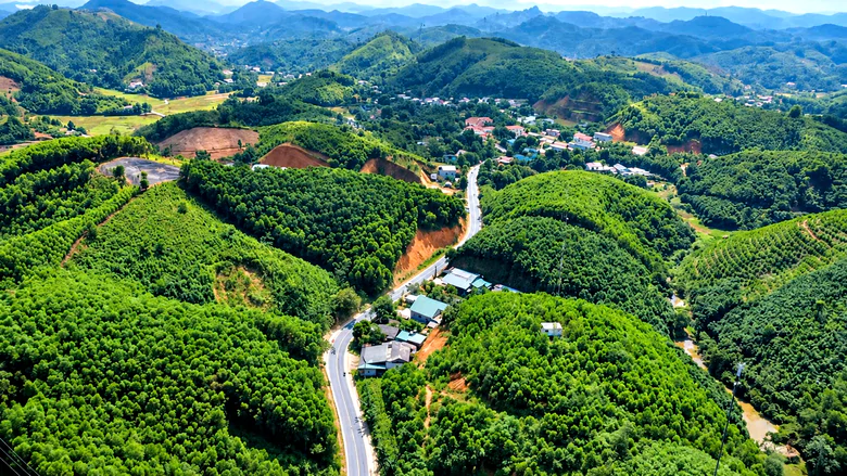 Hiện trạng Quốc lộ 70 qua Lào Cai được đầu tư hơn 33 tỷ đồng sắp được sửa chữa ra sao?- Ảnh 1.