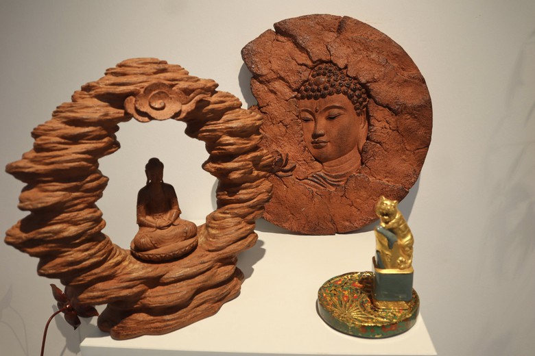 Truyền nhân trẻ ứng dụng công nghệ tìm hướng mới cho nghề mỹ nghệ Sơn Đồng - Ảnh 7.
