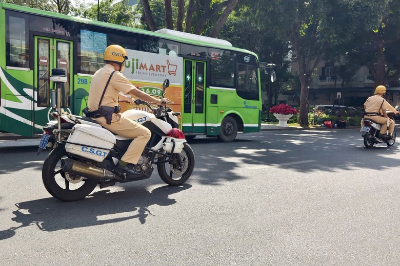 Hà Nội có 62 vị trí rào chắn thi công, CSGT khuyến cáo chọn lộ trình tránh nguy cơ ùn tắc- Ảnh 5.