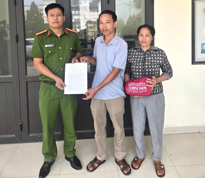 Phú Thọ: Người đánh rơi 110 triệu đồng may mắn được nhận lại tài sản- Ảnh 1.