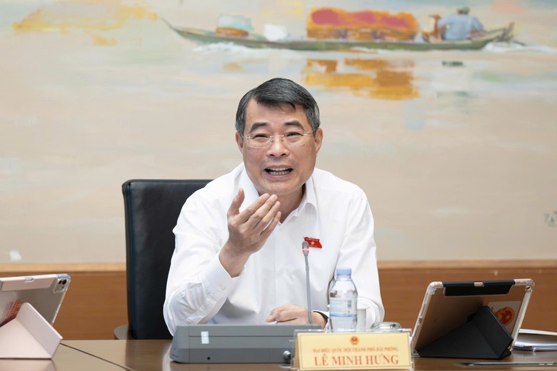 Thủ tướng: Phát triển điện phải bảo đảm hài hòa lợi ích giữa Nhà nước, người dân, nhà đầu  - Ảnh 1.