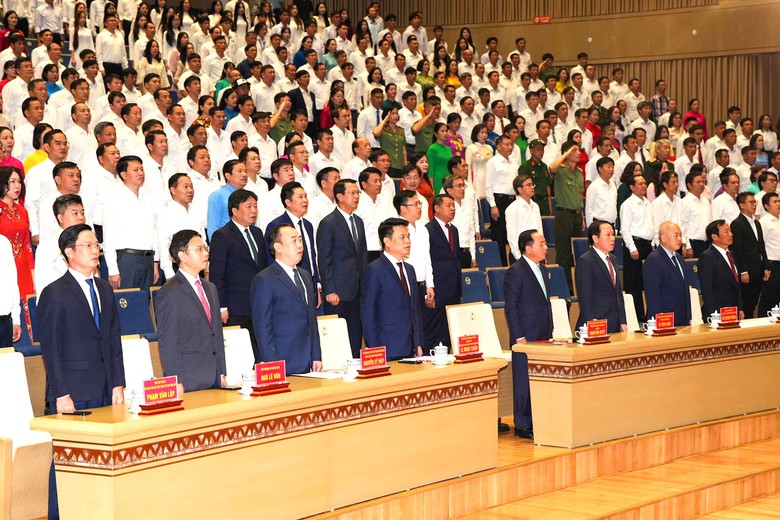 Hải Phòng: Kỷ niệm 80 năm ngày Bác Hồ về thăm, đón nhận Huân chương Lao động hạng Nhất- Ảnh 2.