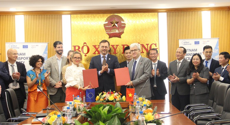 Việt Nam và AFD đẩy mạnh hợp tác, phát triển giao thông bền vững - Ảnh 5.