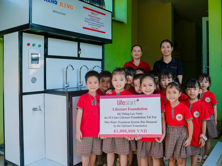 Lifestart Foundation trao tặng 11 hệ thống lọc nước sạch cho học sinh miền núi Đà Nẵng- Ảnh 1.