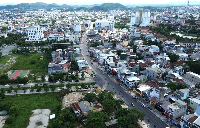 Hình hài tuyến đường 541 tỷ đồng sau 7 tháng thi công- Ảnh 5.