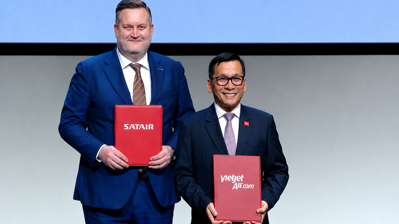 Vietjet và Satair trao Thoả thuận chiến lược phát triển chuỗi cung ứng tại Vietnam- Ảnh 1.