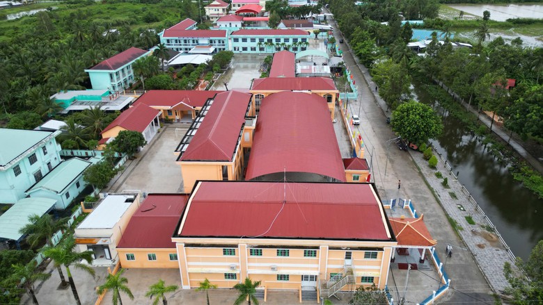 Cà Mau khai thác trụ sở dôi dư, tạo nguồn thu và thêm trường học- Ảnh 5.
