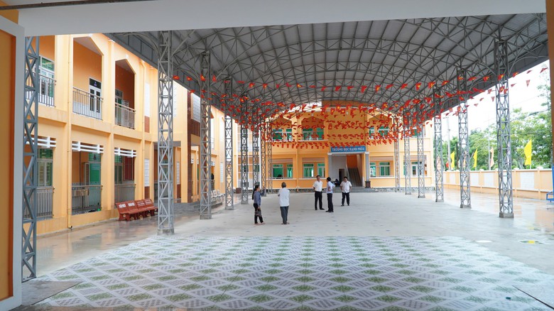 Cà Mau khai thác trụ sở dôi dư, tạo nguồn thu và thêm trường học- Ảnh 6.