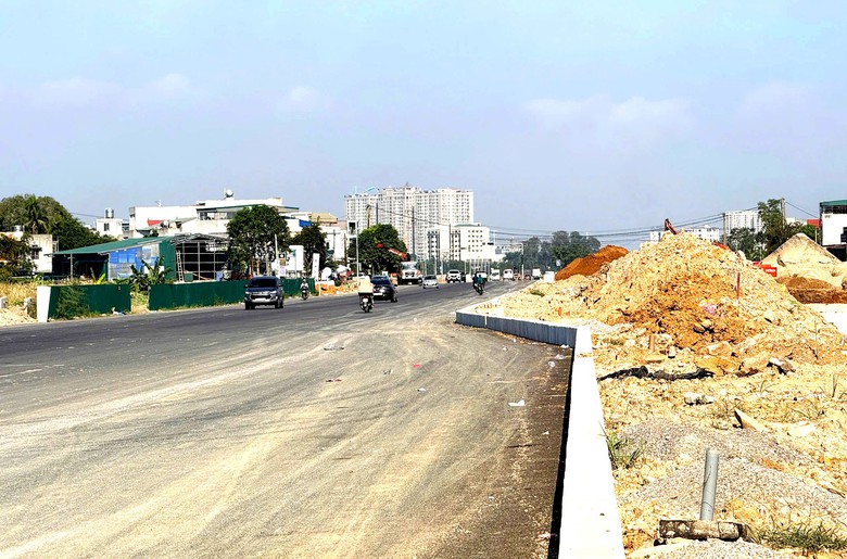 Thanh Hóa: Tăng tốc thi công đại lộ Nam sông Mã, gỡ vướng mặt bằng, chạy đua tiến độ- Ảnh 2.