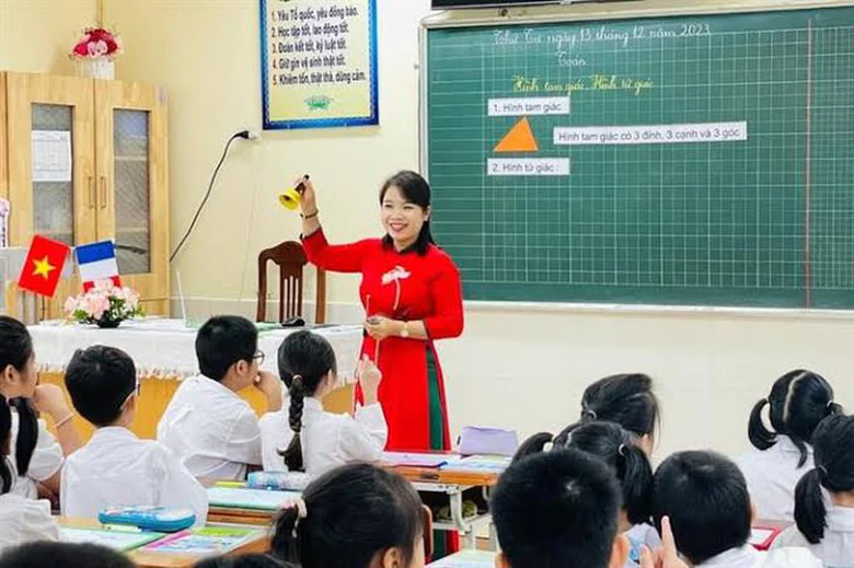 Giải quyết chính sách với viên chức ngành giáo dục, cán bộ không chuyên trách sau sắp xếp- Ảnh 1.