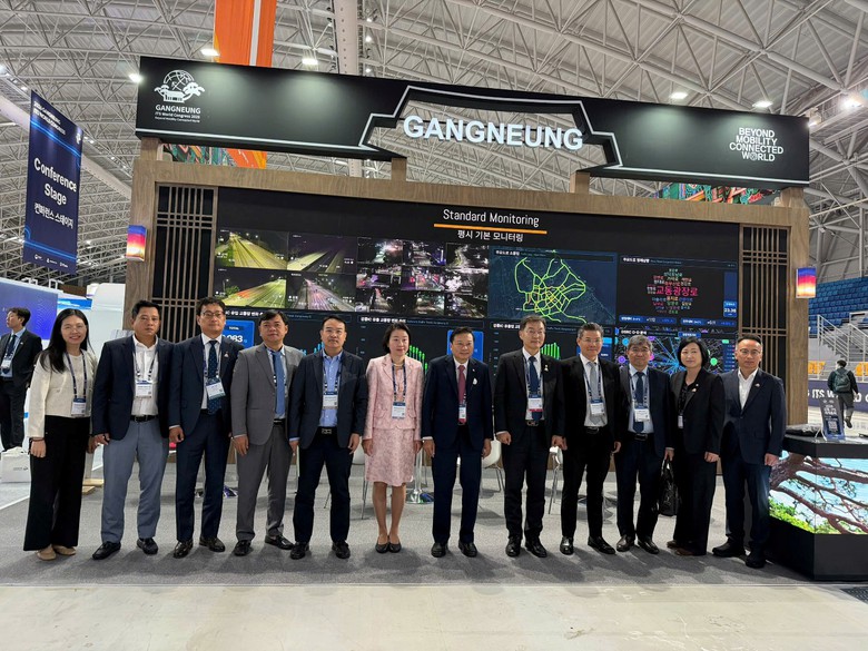 Thứ trưởng Xây dựng Lê Hồng Vinh tham dự Hội ITS thế giới năm 2026 - Ảnh 6.