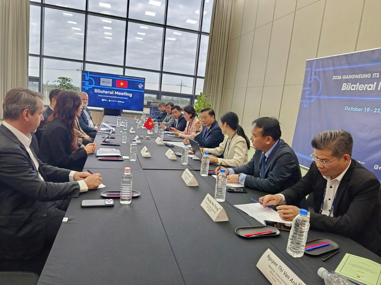 Thứ trưởng Xây dựng Lê Hồng Vinh tham dự Hội ITS thế giới năm 2026 - Ảnh 7.