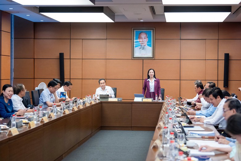 Chủ tịch Quốc hội: Hậu kiểm an toàn thực phẩm phải thực chất, không chỉ trên giấy- Ảnh 2.