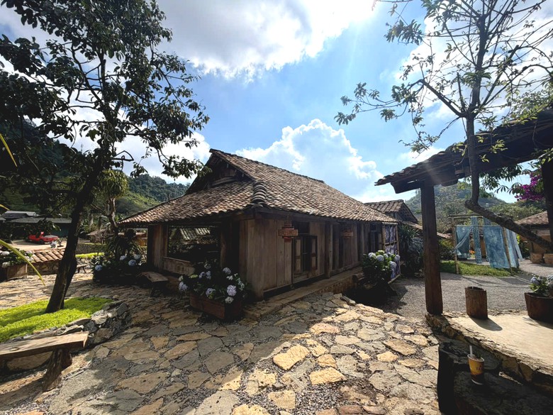 Độc đáo ngôi nhà cổ hút khách ở Mộc Châu- Ảnh 10.