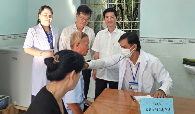 Cà Mau khám sức khỏe cho hơn 2,5 triệu lượt người- Ảnh 2.
