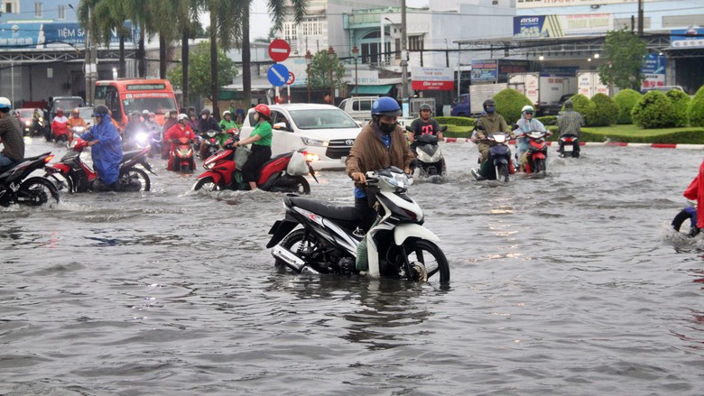Cà Mau: Giải bài toán chống ngập tại hai đô thị trọng điểm - Ảnh 1.