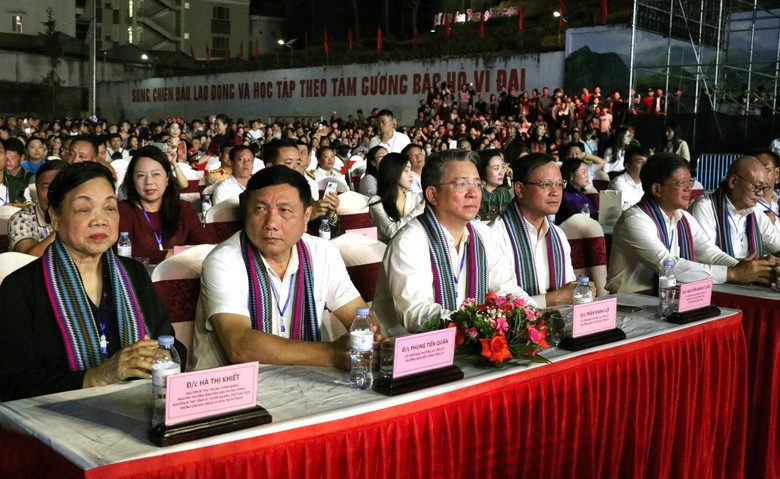 Lễ hội Hoa Tam giác mạch 2026: “Âm vang miền đá” thắp sáng cao nguyên - Ảnh 1.