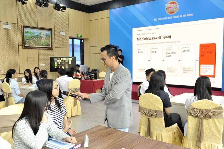 Tòa soạn Tiếng Xanh: Ý tưởng xanh, tiếng nói xanh - Ảnh 9.