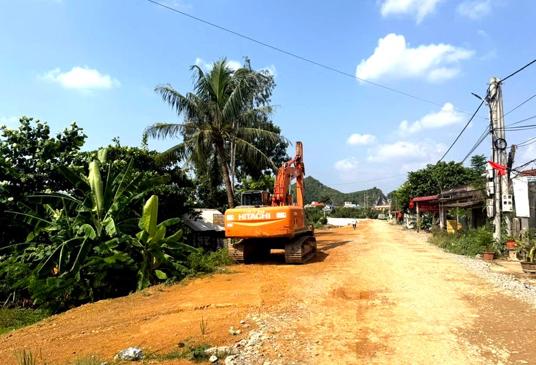 Thanh Hoá: Gấp rút hoàn thành hai dự án đê xung yếu trước ngày 31/12- Ảnh 2.