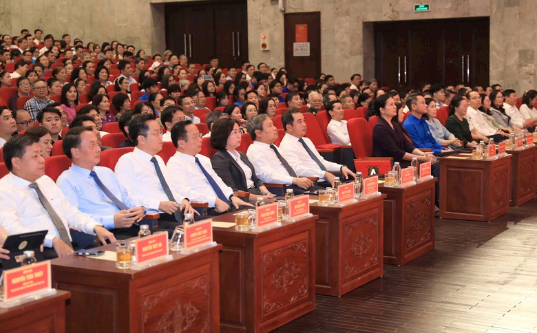 Hà Nội huy động hơn 77 tỷ đồng chung tay vì người nghèo và an sinh xã hội- Ảnh 1.