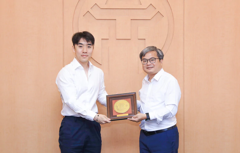 Hà Nội thúc đẩy hợp tác phát triển giao thông xanh, thông minh- Ảnh 2.