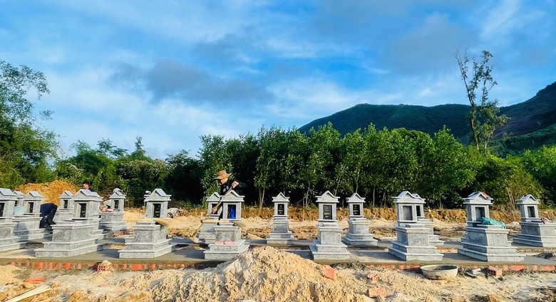 Hà Tĩnh: Đẩy mạnh quy tập, di dời mồ mả, tạo quỹ đất phát triển hạ tầng, giao thông đô thị- Ảnh 3.