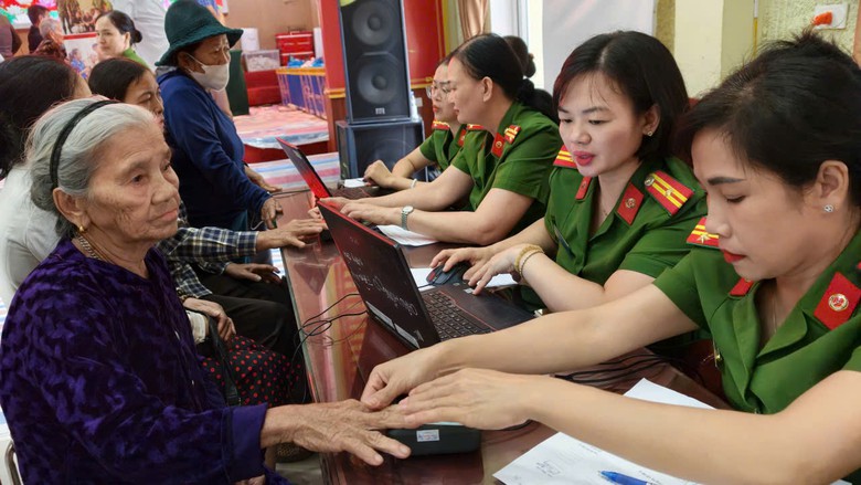 Nghệ An: Đẩy mạnh thu nhận dữ liệu ADN, mở thêm cơ hội tìm danh tính liệt sĩ- Ảnh 3.