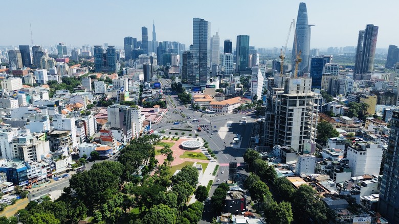 Dỡ bỏ sân khấu tại trung tâm TP.HCM, nhường chỗ làm ga đường sắt Bến Thành - Cần Giờ- Ảnh 4.