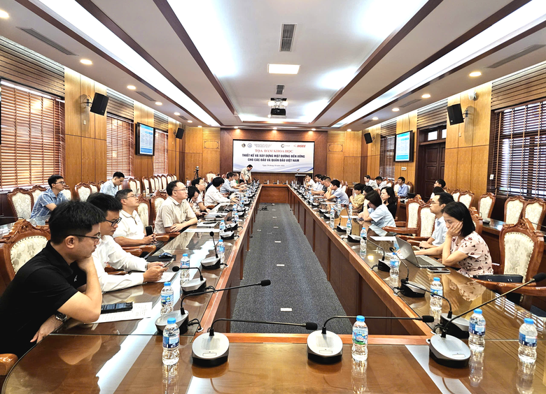 Tìm giải pháp xây dựng mặt đường bền vững, chống chịu khí hậu biển đảo- Ảnh 1.