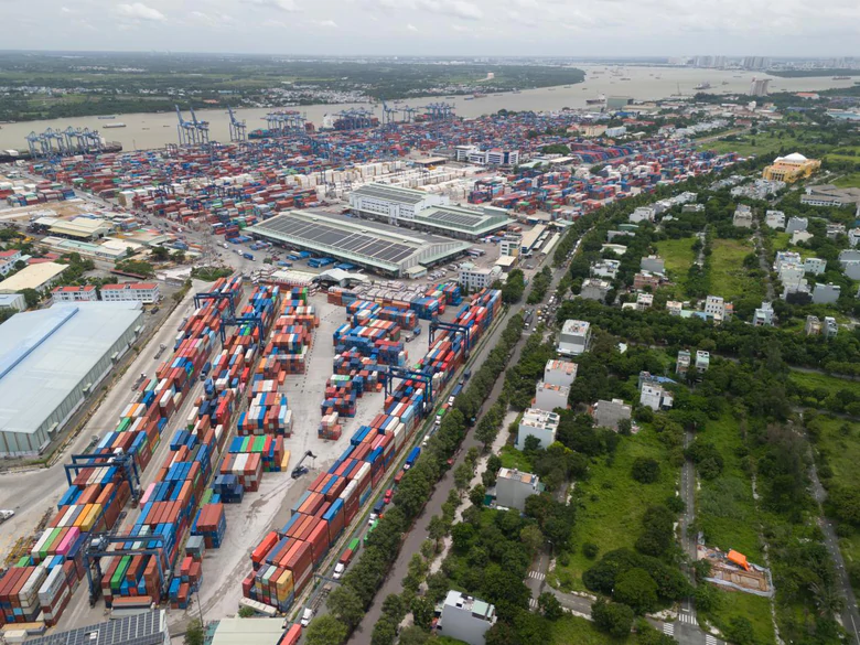TP.HCM: Nhiều giải pháp để tăng trưởng hai con số và thu ngân sách vượt 1 triệu tỷ đồng- Ảnh 1.