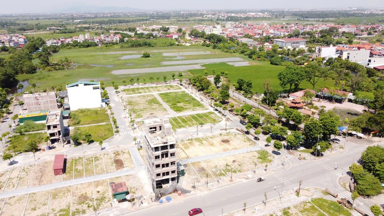 Hà Nội chuẩn bị hạ tầng, sinh kế cho người dân tái định cư- Ảnh 1.