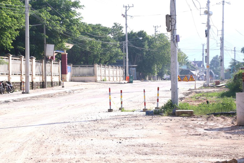 Gia Lai: 3,3km đường thi công hơn 3 năm vẫn dang dở- Ảnh 8.