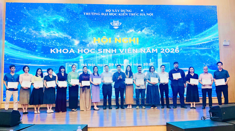 Dấu ấn nghiên cứu khoa học sinh viên Đại học Kiến trúc Hà Nội - Ảnh 3.