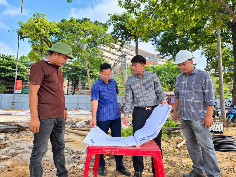 Công viên 70 tỷ đồng ở Lào Cai đặt mục tiêu về đích sớm - Ảnh 1.