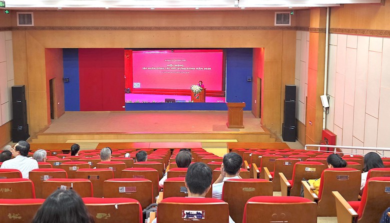 Đảng ủy Bộ Xây dựng kết nối trực tuyến Hội nghị tập huấn công tác xây dựng Đảng- Ảnh 1.