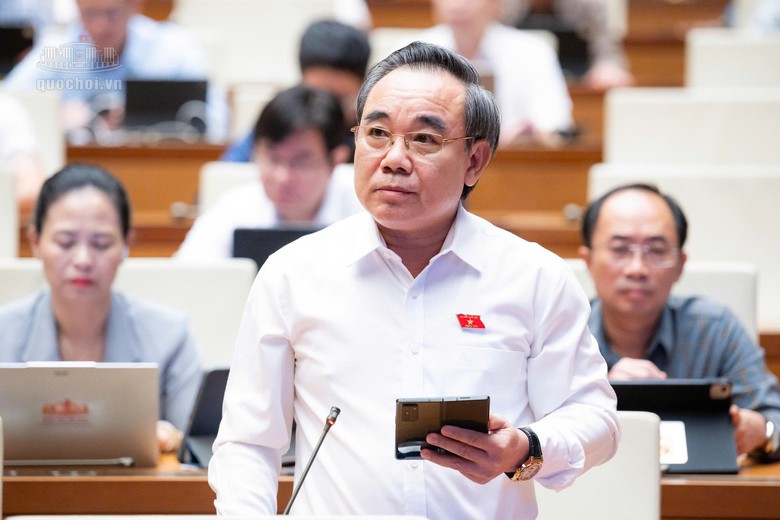 Luật Đất đai (sửa đổi): Đề nghị cụ thể hóa tiêu chí "nơi ở mới bằng hoặc tốt hơn nơi ở cũ" - Ảnh 3.