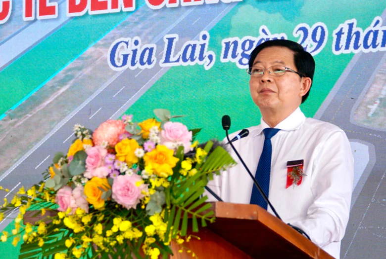 Khai thác hiệu quả đường cất hạ cánh số 2 Cảng hàng không Phù Cát và tăng kết nối vùng- Ảnh 1.