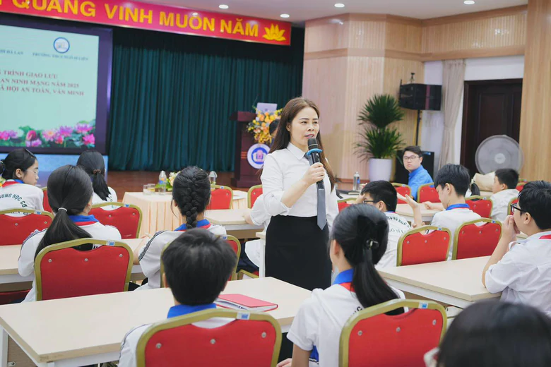 Hà Nội: Trường học tăng cường giáo dục, thực hành kỹ năng an toàn cho học sinh- Ảnh 17.