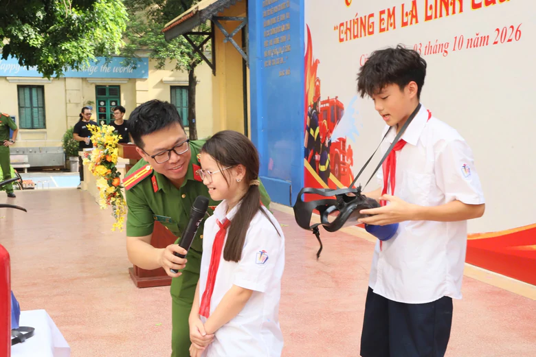 Hà Nội: Trường học tăng cường giáo dục, thực hành kỹ năng an toàn cho học sinh- Ảnh 11.
