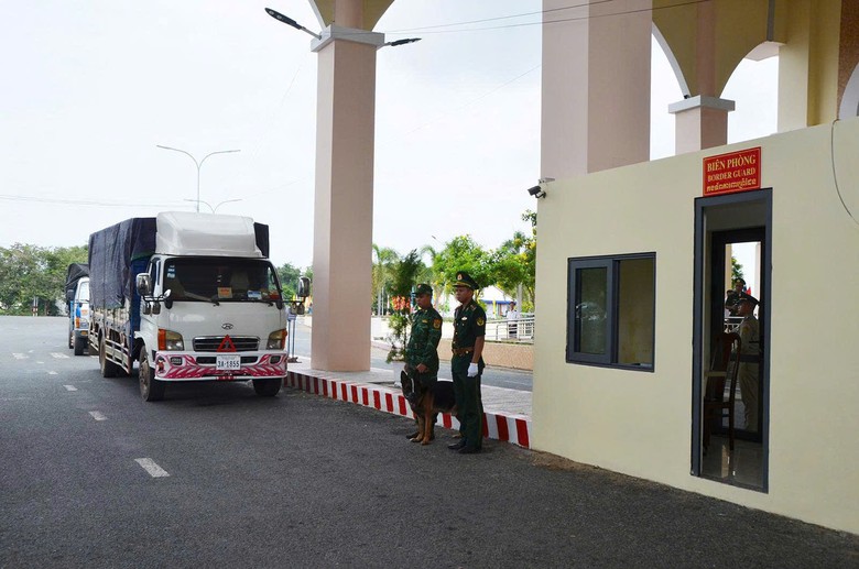 An Giang: Công bố khai trương cặp Cửa khẩu quốc tế đường bộ Khánh Bình – Chrey Thom - Ảnh 3.