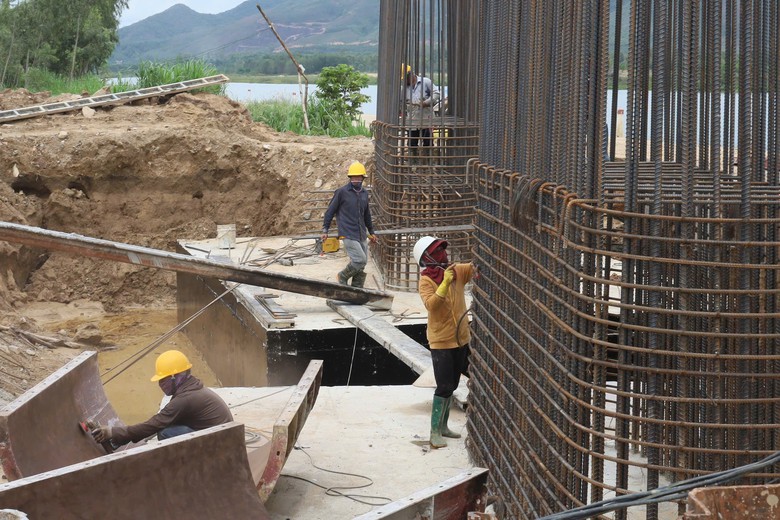 Gia Lai sẽ xử nghiêm hành vi "bán thầu" khi thi công cao tốc Quy Nhơn - Pleiku- Ảnh 2.