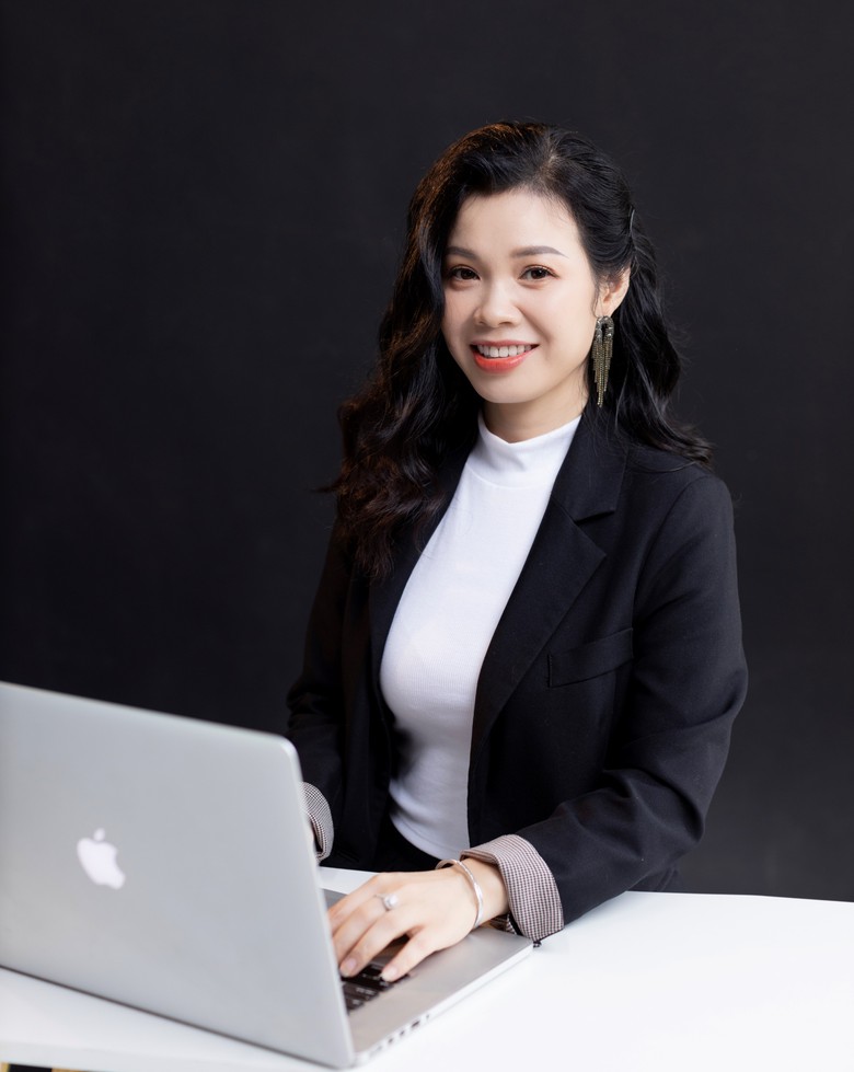 Nhan sắc có thể gây chú ý, văn hóa ứng xử tạo nên giá trị của hoa hậu- Ảnh 4.