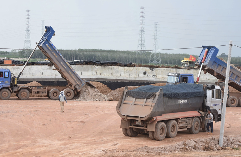 Cao tốc nối TP.HCM với Bình Phước cũ tăng tốc, chạy đua GPMB trong tháng 11- Ảnh 2.
