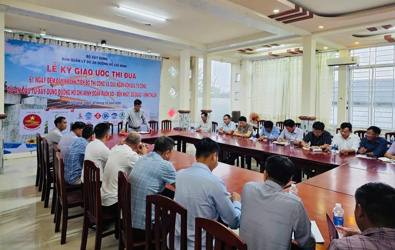 61 ngày đêm đẩy nhanh tiến độ thi công đường Hồ Chí Minh qua tỉnh An Giang- Ảnh 1.