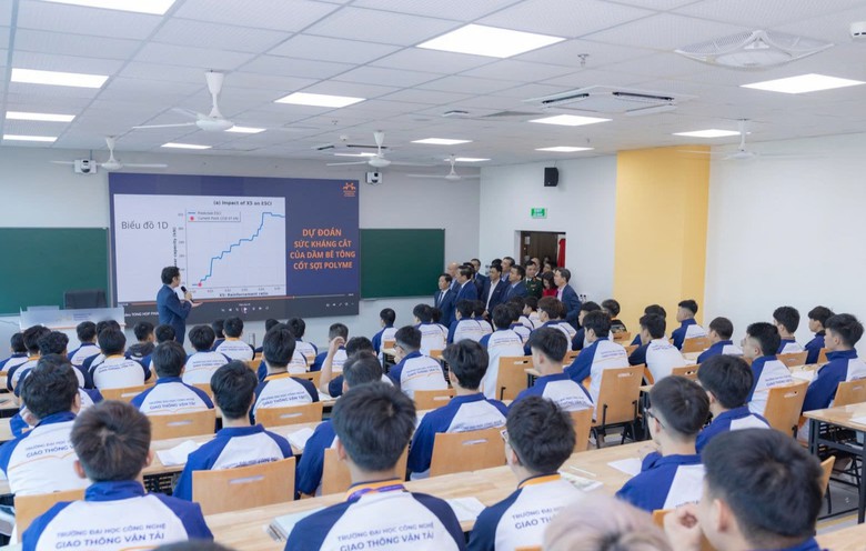 Đưa Đại học Công nghệ GTVT thành trung tâm công nghệ ứng dụng hàng đầu Việt Nam- Ảnh 2.
