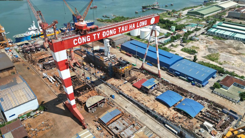 Cận cảnh quy trình đóng tàu hiện đại tại Công ty Đóng tàu Hạ Long- Ảnh 16.