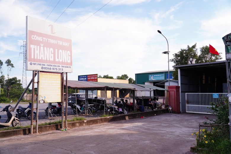 Quảng Trị lập tổ công tác xử lý vụ doanh nghiệp nợ lương gần 400 công nhân- Ảnh 1.